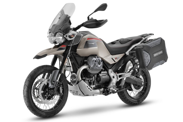 Moto-Guzzi_V85-TT-Travel_Bronzo-Deserto_3-4-ant-sx-1100x733